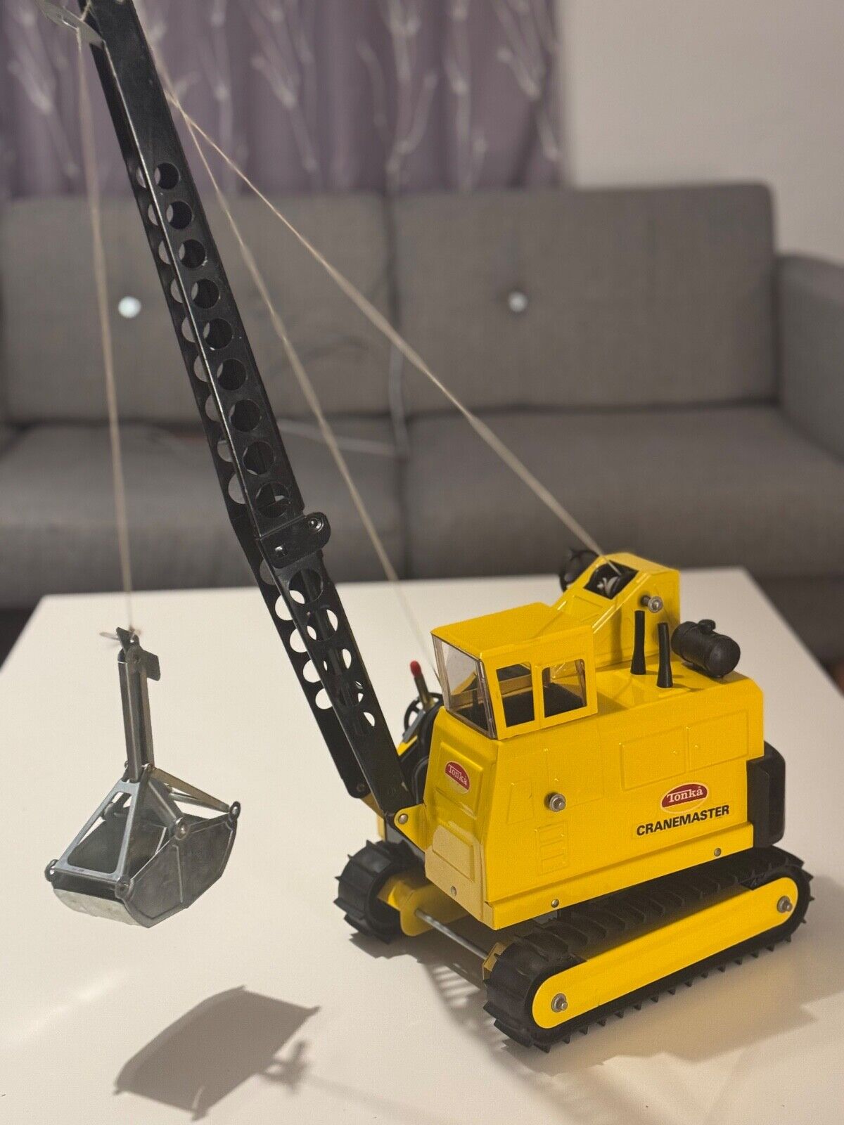 Tonka 1974-1975 Canadian Mighty Cranemaster  Tracked Clamshell