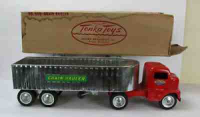 1953 TONKA GRAIN HAULER SEMI TRACTOR TRAILER TRUCK IN BOX EXCELLENT CONDITION.