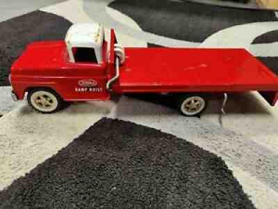 Vintage 1963 Red Tonka Hoist Flatbed Ramp Truck Working Condition