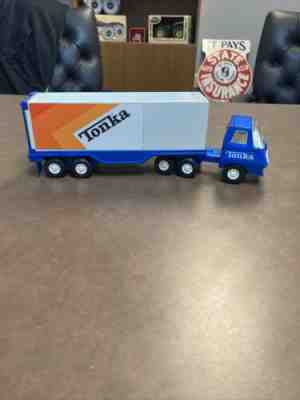 Tonka 1980's Tiny Semi Truck & Trailer - Nice Shape!