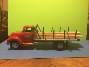 VINTAGE 1955 TONKA LUMBER TRUCK WITH INTERCHANGEABLE BED Toy Pressed Steel