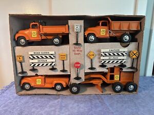 Vintage Tonka State Hi-Way Dept  No.B208 Complete Set