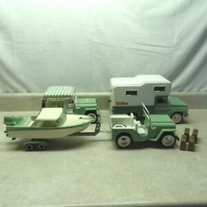 Vintage Tonka Outdoor Living Set, Camper, 2-Jeeps Clipper Boat, Motor, Nice Set!