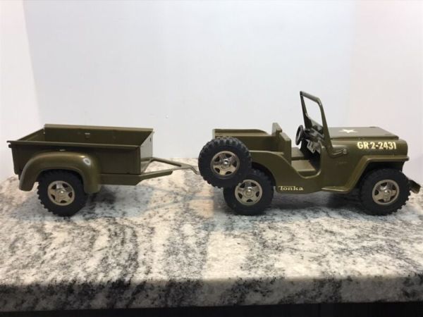 1964 Tonka #384 Military Jeep And Box Trailer With Original Box