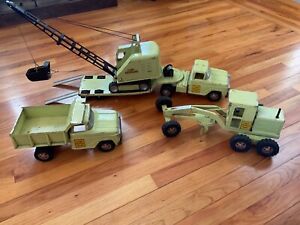 Tonka State Hi-way Department set, lime green, 1960 body style, matched set