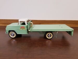 TONKA GREEN RAMP HOIST TRUCK VERY RARE