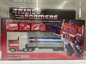 Vintage 1984 Transformers G1 Series 1 Autobot Optimus Prime Canada AFA 80+ NM
