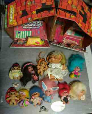 Vintage Wishnik Uneeda Troll Shanty Shack Carry Case House Viny Playset  *READ*