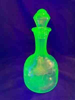 Vaseline / Uranium Glass Decanter Green Depression Cameo Ballerina Dancing Girl