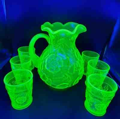 Vaseline Rare Handcrafted uranium Juice Pitcher set 6 Glasses with Flowers