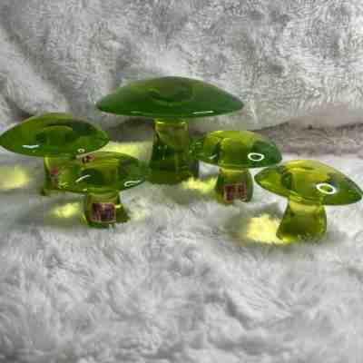 Set Of 5 Vtg Viking Glass Lime Uranium Mushrooms Jumbo Lg Med Sm With Ladybug