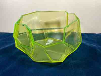 SUPER RARE PHOENIX CONSOLIDATED RUBA RUMBIC URANIUM VASELINE ART DECO FISHBOWL