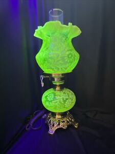Fenton LG Wright Fern And Daisy Vaseline Glass Lamp
