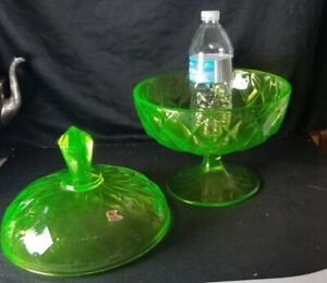 VIKING URANIUM GLASS LIME GREEN CANDY DISH W/LID 9.5 x 13 IN TALL W/ PAPER LABEL