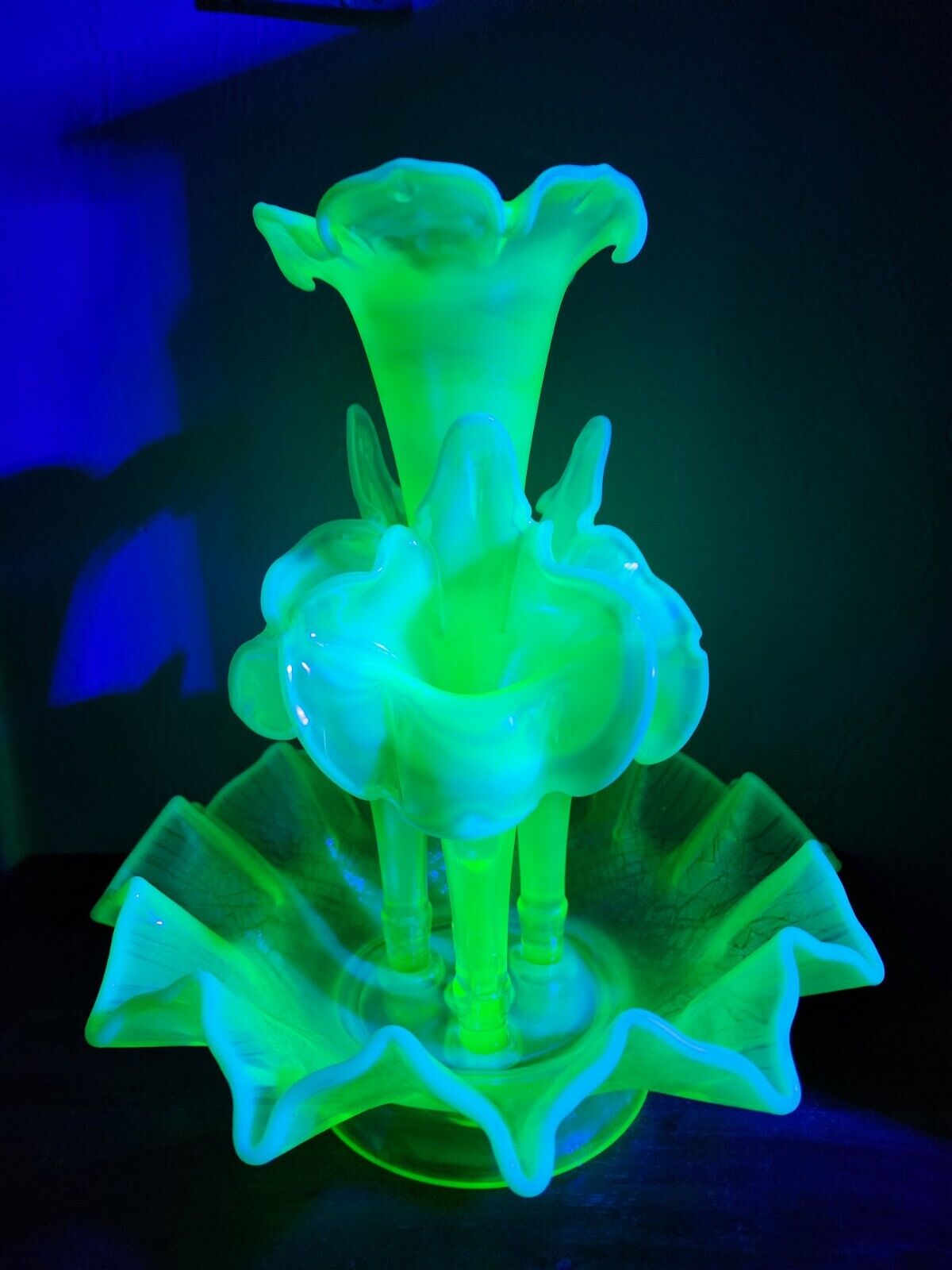 Fenton Emerald Uranium Vaseline Hobnail 4-Horn Epergne Bowl Satin Topaz Glass