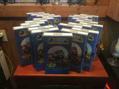 Between The Lions VHS Lot Of 21 TAPES ULTRA RARE