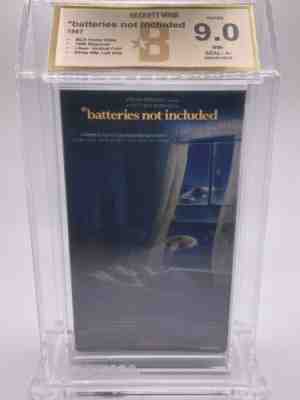 *batteries not included (VHS, 1988) Beckett GOLD 9.0, SEAL: A-, Steven Spielberg