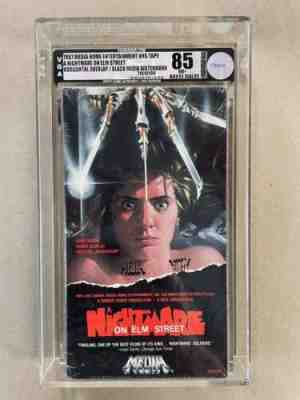 VHS A NIGHTMARE ON ELM STREET / 1987 SLIP â?? VGA 85 NM+ / Like IGS