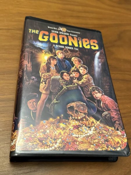 The Goonies VHS Screener Copy - No Barcode Very Rare - WHV