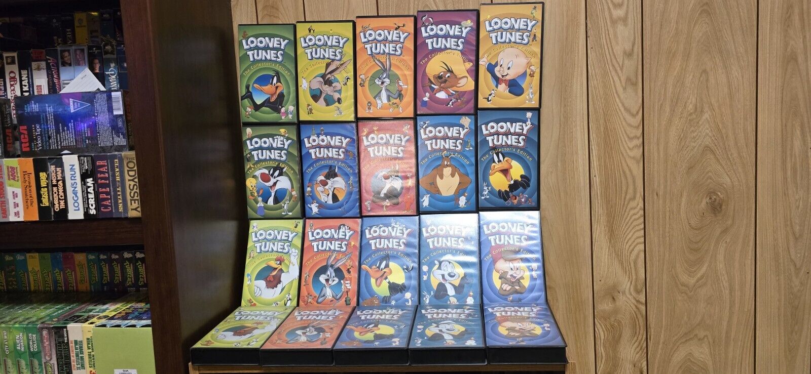 Looney Tunes Complete Columbia House Set With Five Extra Tapes (20 Tapes Total)