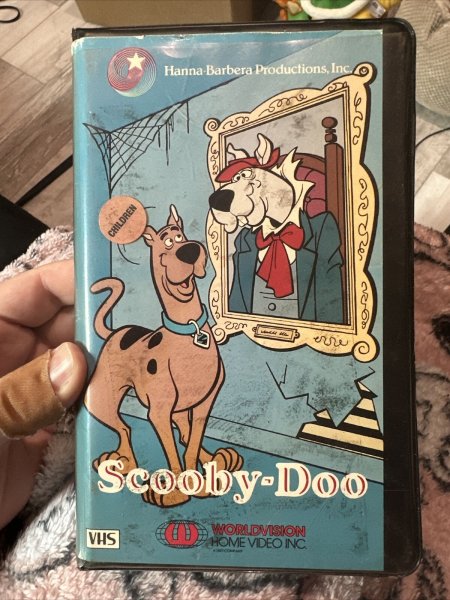 RARE WorldVision Scooby Doo 1986 VHS CLAMSHELL