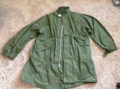 13--Never Worn ORIGINAL1968 Vietnam Era Artic M65 Fishtail Parkas Regular-Medium