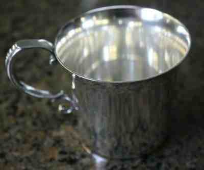 Rare WALLACE STERLING Silver D5 EXEMPLAR John Coney Circa 1700 Child's Cup F4