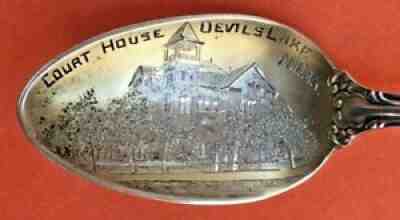 RARE DEVILS LAKE NORTH DAKOTA COURT HOUSE STERLING SILVER SOUVENIR SPOON