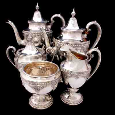 RARE Wallace Sir Christopher Sterling Silver Tea and Coffee Pot Set 4050