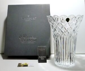 *EXCELLENT* House of Waterford Crystal ROMANCE OF IRELAND Irish Lace Vase 10