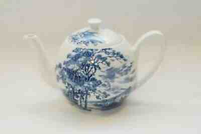 Wedgwood Countryside Teapot & Lid 9 Inch