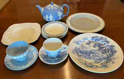 Vintage Wedgwood England lot of 12 (Jasperware, Queensware and countryside)