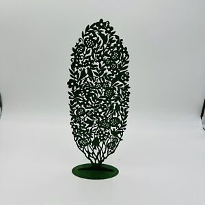 2013 Willow Tree Tree Silhouette Pierced-Metal Hand-Painted Backdrop Demdaco 14”