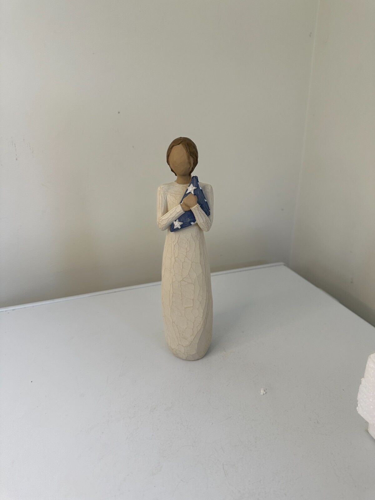 Brand New Willow Tree Susan Lordi Hero honor memory flag Figurine #26152 NIB