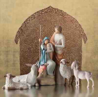 THE HOLY FAMILY FIGURE SCULPTURE HAND PAINTING WILLOW TREE BY SUSAN LORDI 7.5â?