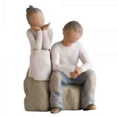 Willow Tree Figurine Brother and Sister (Darker Skin & Hair) by Susan Lordi 2735