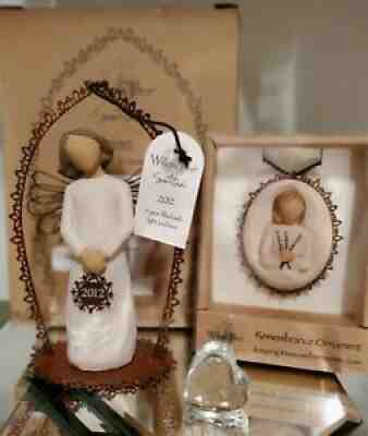 2 Willow Tree Christmas Ornaments Keeping treasured memories close, 2012 Trellis