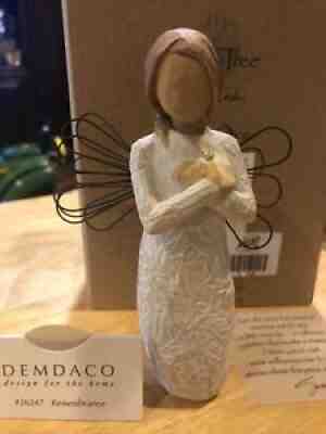 Willow Tree Remembrance Angel #26247 NIB Free Ship