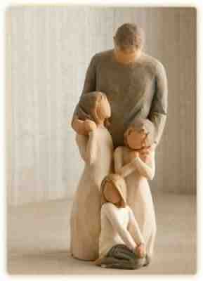 Willow Tree Father with 3 Daughters Figurines Gift Set