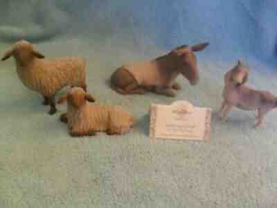 2012 Willow Tree Hand-painted Figurines "Sheltering Animals" Susan Lordi