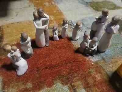 Lot of 10 PRE-OWNED Willow tree figurines Brother and Sister, Together, etc..
