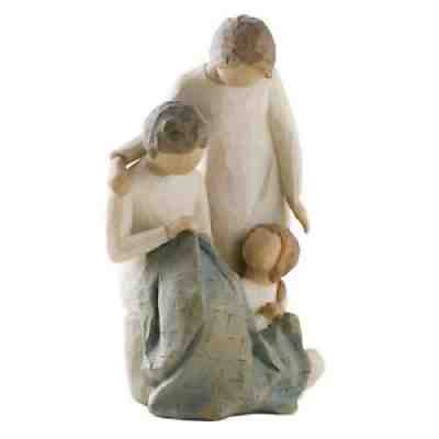 Willow Tree Generations Figurine 26197 Grandma Mum Daughter in Branded Gift Box