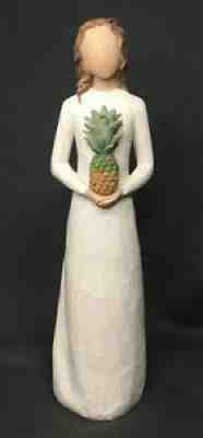 Willow Tree Hearth and Home 15" Figure Woman Pineapple Susan Lordi DEMDACO VGPOC
