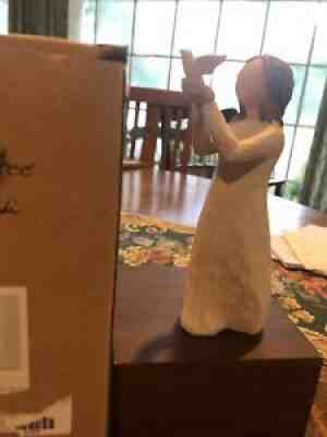 Willow Tree Soar #27173 NIB Free Ship