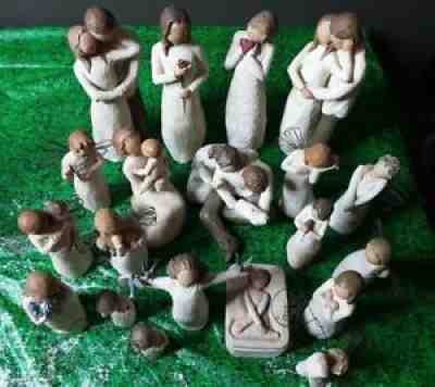 Lot of 19 Willow Tree Figures DEMDACO 2002-2011 Susan Lori EUC