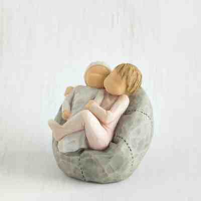 Willow Tree My new baby (blush) 27780 Figurines Brand NEW