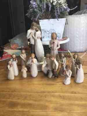 Willow Tree Figurines â??Lot of 12 And Rare 2003 Display Shelf Stand