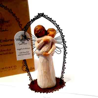 Willow Tree "ANGEL'S EMBRACE" Trellis ORNAMENT Demdaco SUSAN LORDI 2002