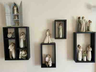 LARGE LOT OF SUSAN LORDI WILLOW TREE FIGURINES EUC