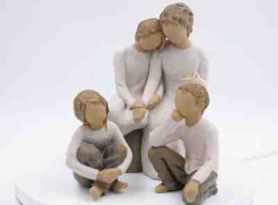 Willow Tree Figurines Set Grandmother with Three Grandchildren